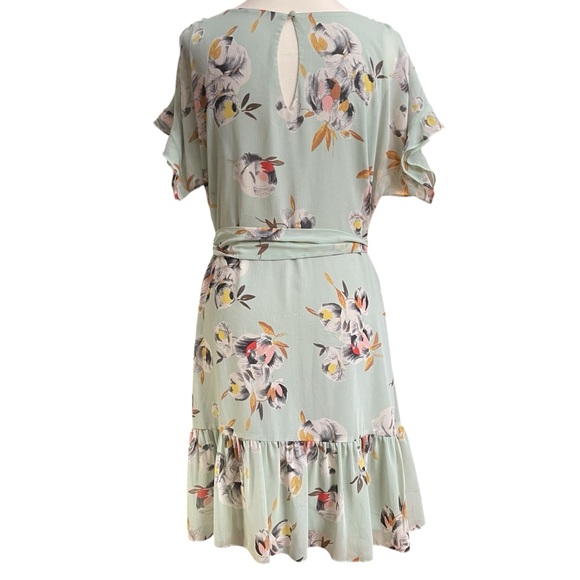 Lauren Ralph Lauren Georgette Knee length Dress Sz. 6 Green Floral Pattern. - Picture 3 of 6